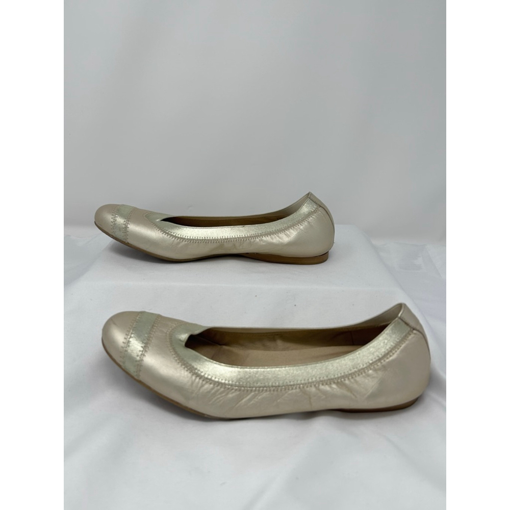 Stuart Weitzman Pearlized Ballet Flats in Champagne Gold